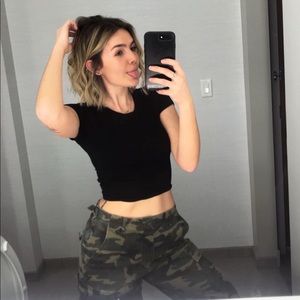 Meet your Posher, Samantha